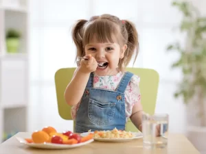 تغذیه مناسب برای دندان کودک