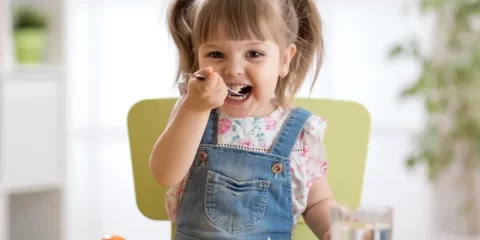 تغذیه مناسب برای دندان کودک